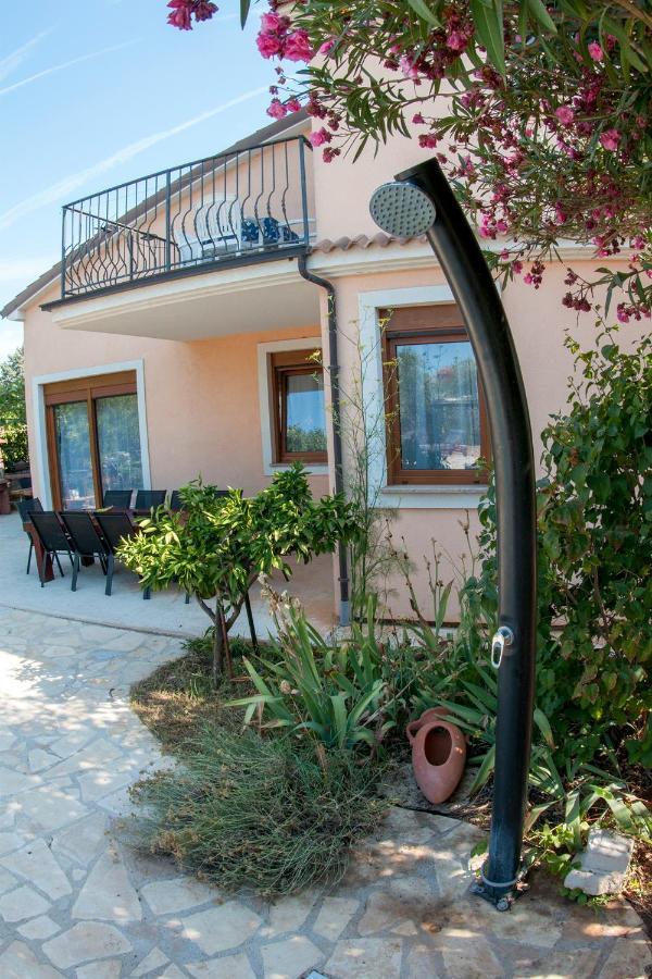 House /Villa Maja Ližnjan Esterno foto
